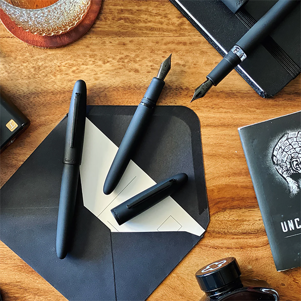 Esterbrook Estie Fountain Pen, Raven Matte Black Esterbrook Estie Fountain Pen, Raven Matte Black
